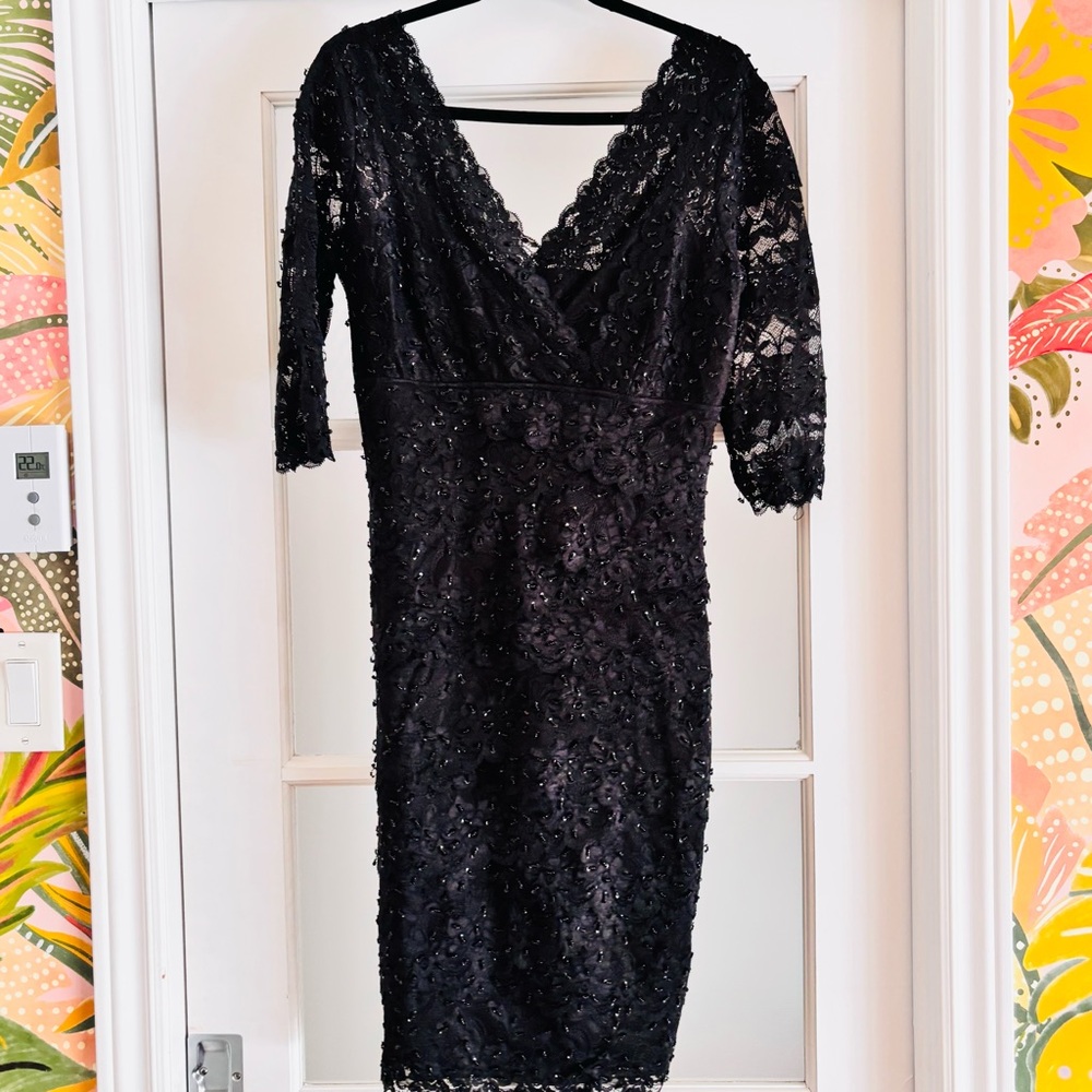 #76 Le Chateau Elegant Black Floral Lace Dress